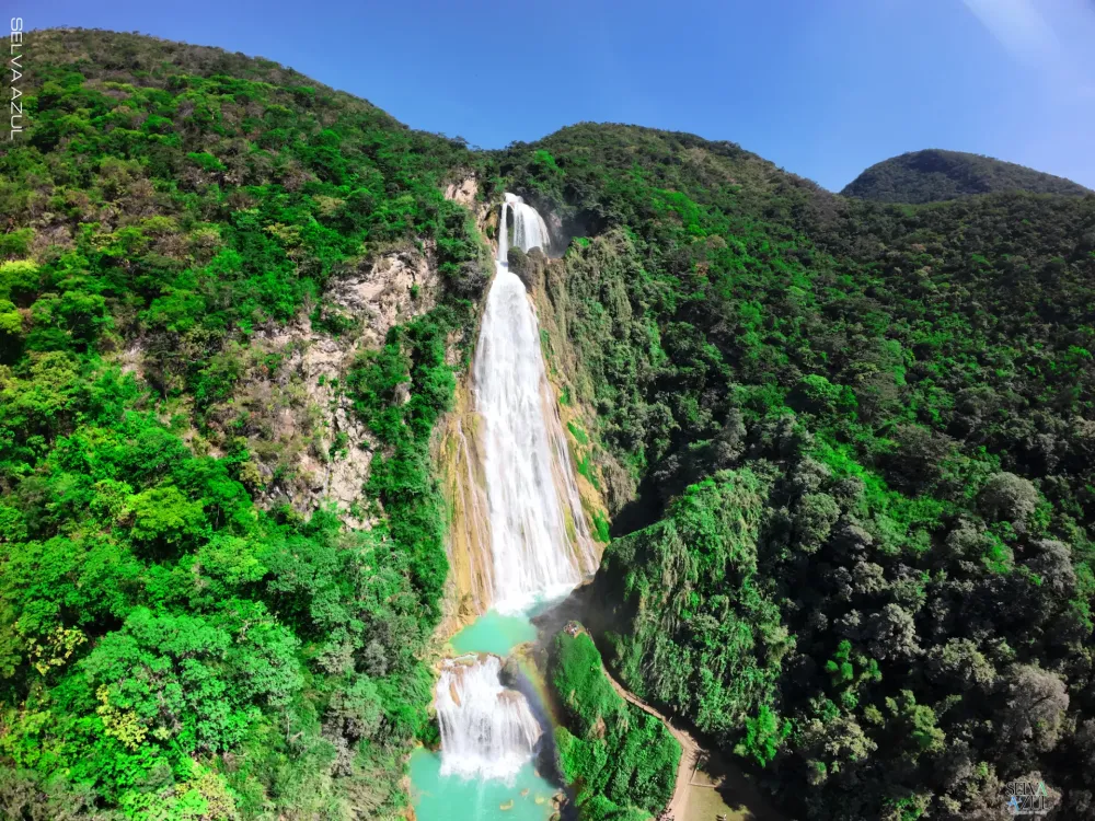 Cascada Velo de Novia en Lagunas de Montebello y Cascadas del Chiflón