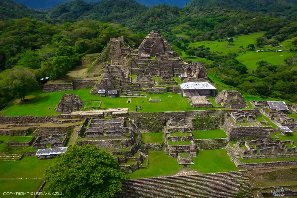 Toniná y Cascada Xanil.